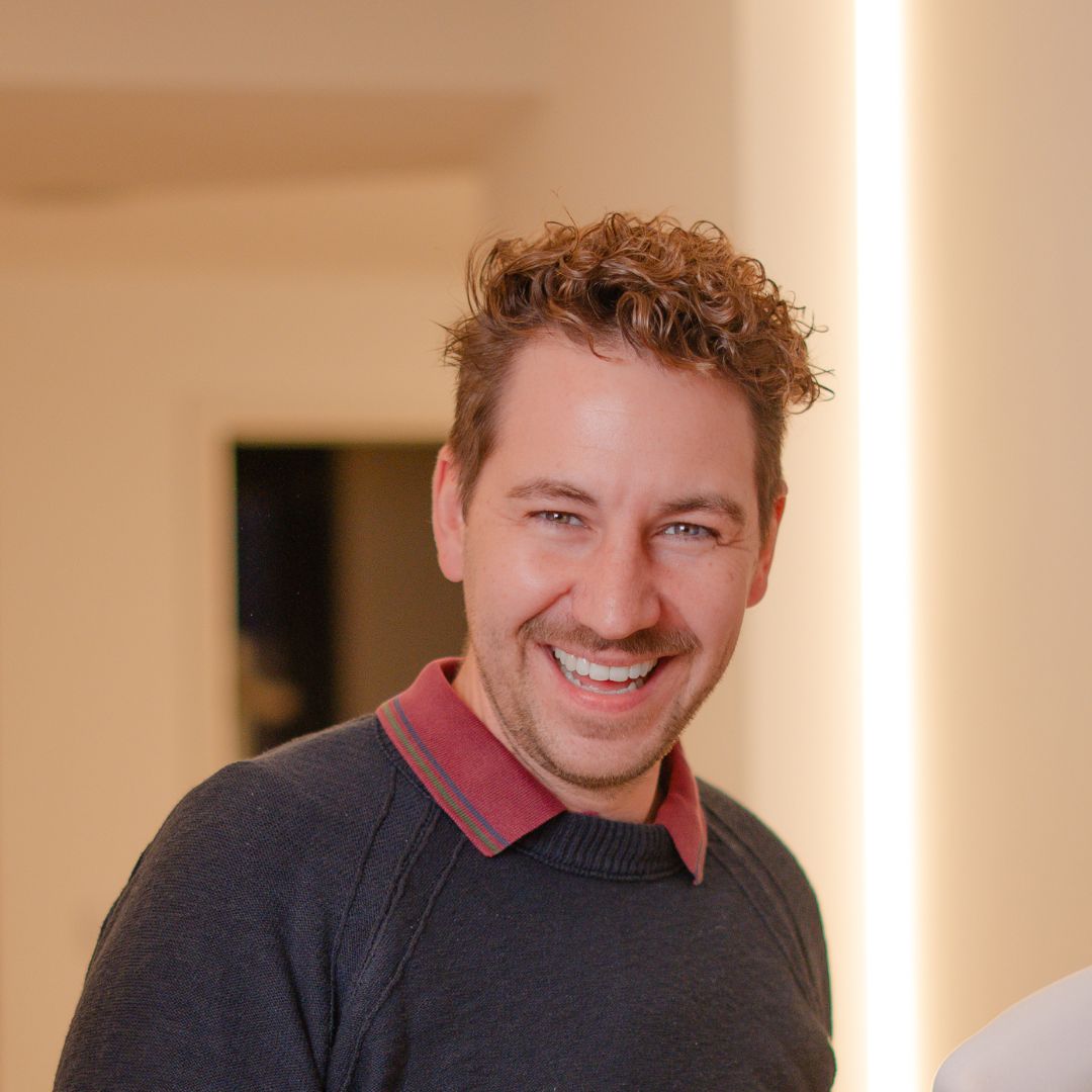 Zahnarzt von Chiemgau Lacht am Standort Rosenheim im freundlichen Praxisumfeld